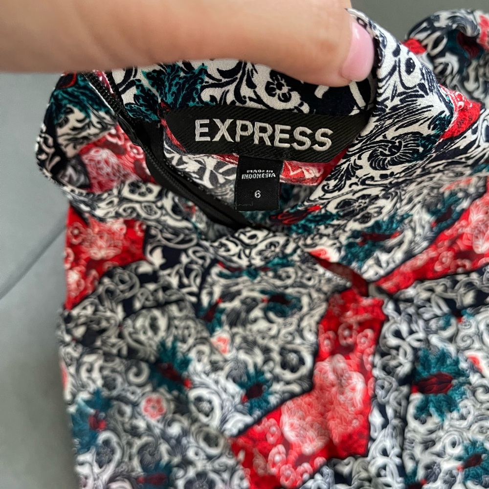 Express romper - Picture 2 of 2
